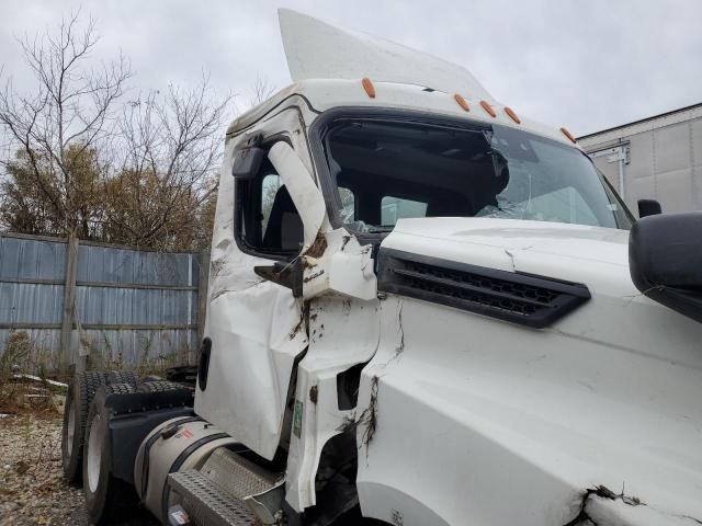 2022 Freightliner Cascadia 126