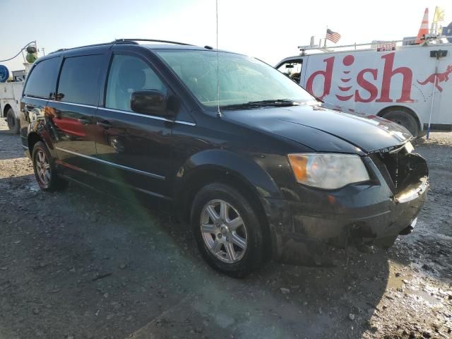 2009 Chrysler Town & Country Touring