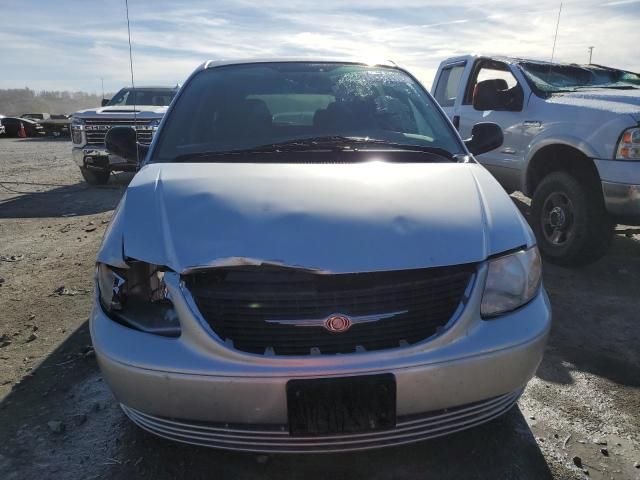 2003 Chrysler Town & Country