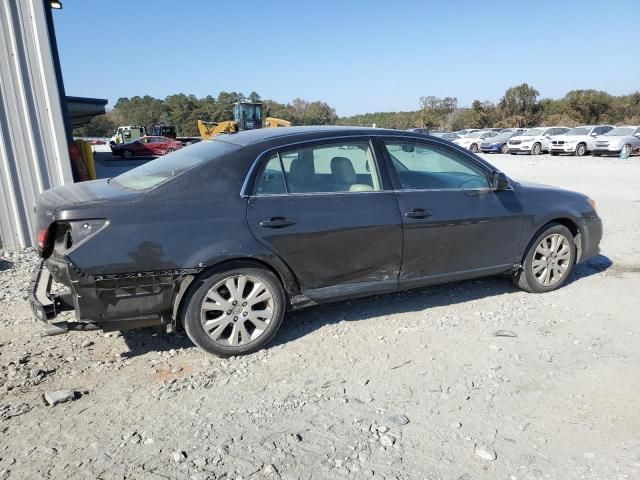 2010 Toyota Avalon XL