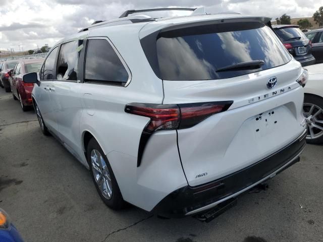 2023 Toyota Sienna Limited