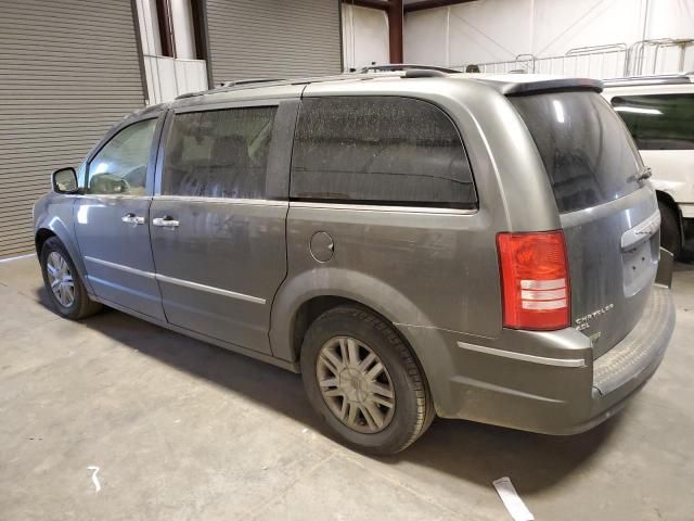 2010 Chrysler Town & Country Limited