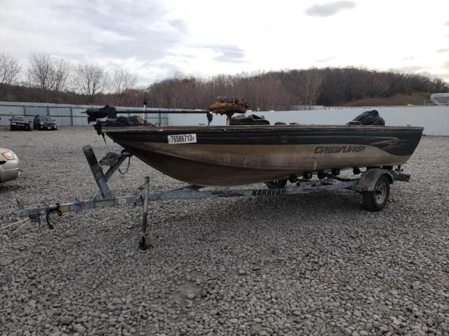 2002 Crestliner Boat