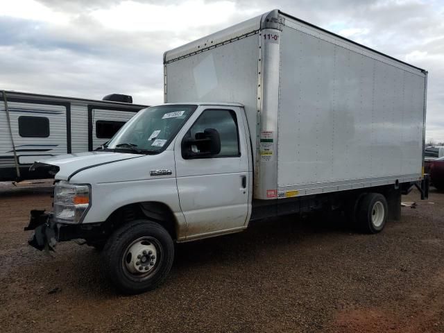 2023 Ford Econoline E450 Super Duty Cutaway Van