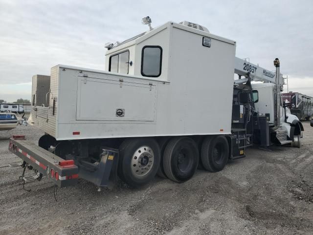 2019 Kenworth Construction T880