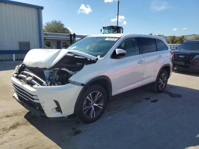 2019 Toyota Highlander LE