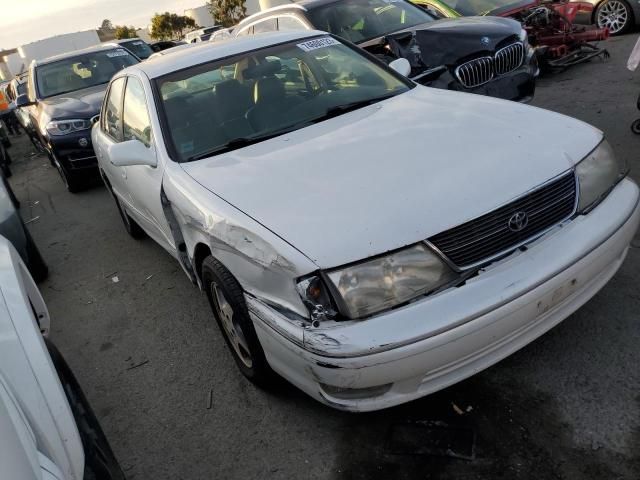 1999 Toyota Avalon XL