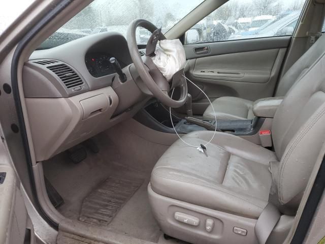 2004 Toyota Camry LE