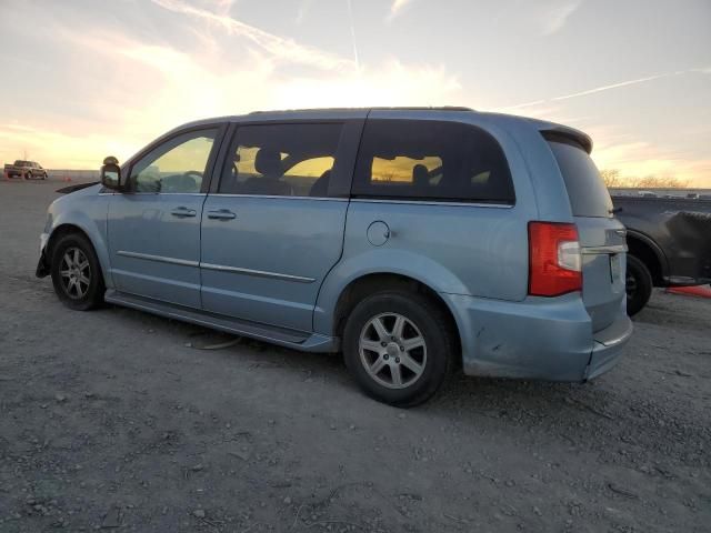 2012 Chrysler Town & Country Touring