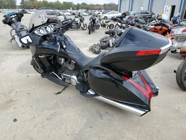 2013 Victory Vision Touring