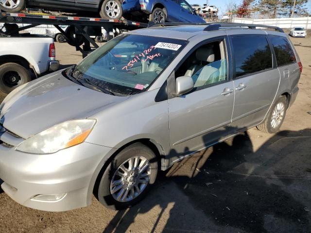 2008 Toyota Sienna XLE