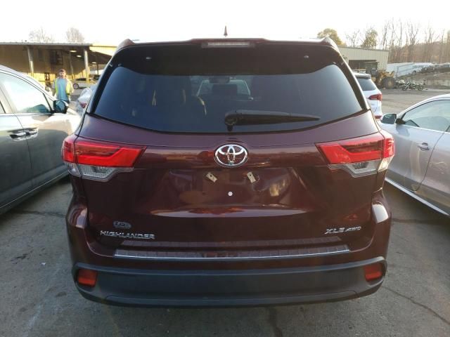 2018 Toyota Highlander SE