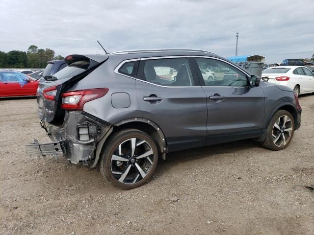 2022 Nissan Rogue Sport SL