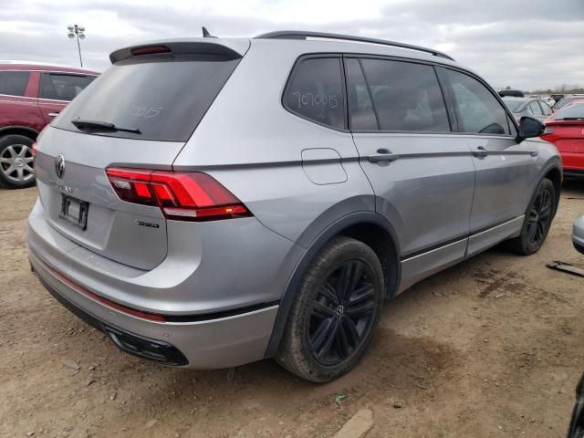 2022 Volkswagen Tiguan SE R-LINE Black