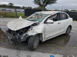 KIA Rio Vehiculos salvage en venta: 2019 KIA Rio S