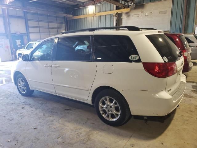 2006 Toyota Sienna LE