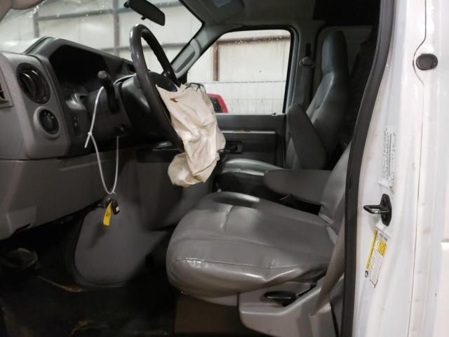 2012 Ford Econoline E250 Van