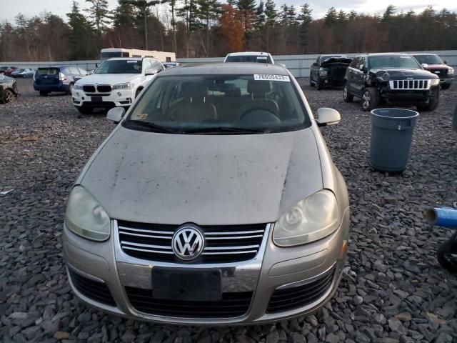 2005 Volkswagen New Jetta 2.5L Option Package 1