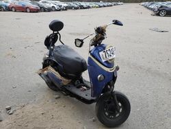 Motos salvage para piezas a la venta en subasta: 2010 Yongfu Scooter