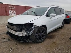 Salvage cars for sale at Elgin, IL auction: 2019 Chrysler Pacifica Touring L