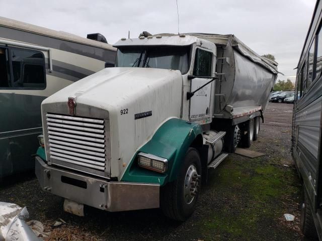 1999 Kenworth Construction T600