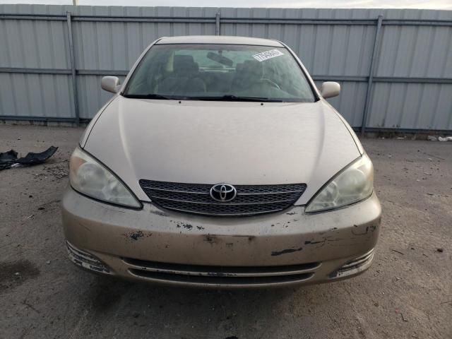 2004 Toyota Camry LE