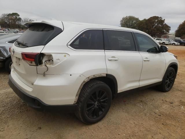 2019 Toyota Highlander SE