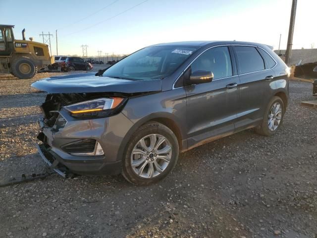 2022 Ford Edge Titanium