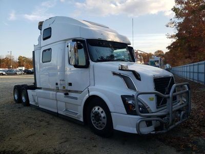 Salvage cars for sale from Copart Glassboro, NJ: 2015 Volvo VN VNL