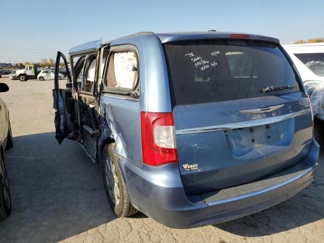 2011 Chrysler Town & Country Touring L