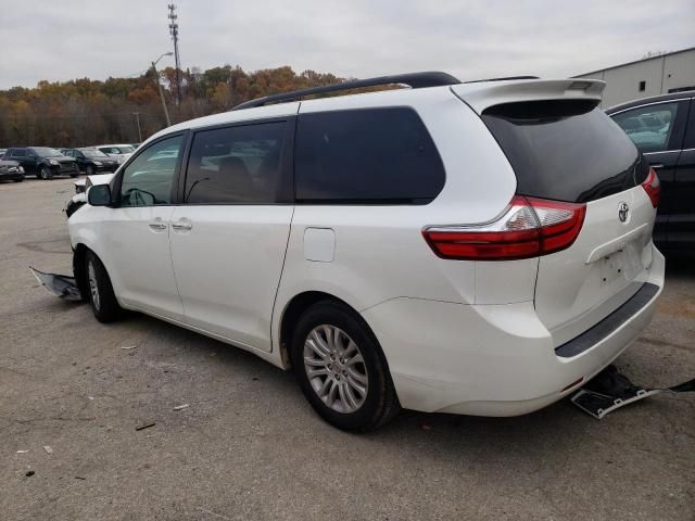 2015 Toyota Sienna XLE