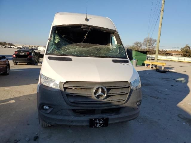 2021 Mercedes-Benz Sprinter 2500