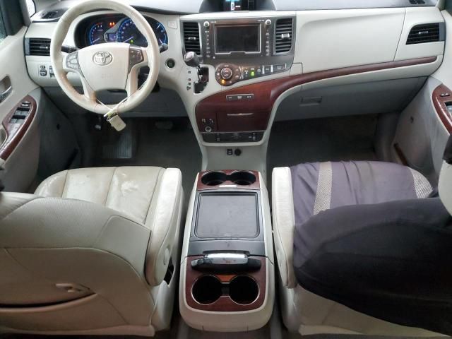 2013 Toyota Sienna XLE