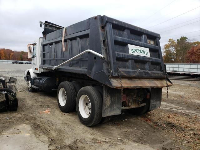 2007 Volvo VHD