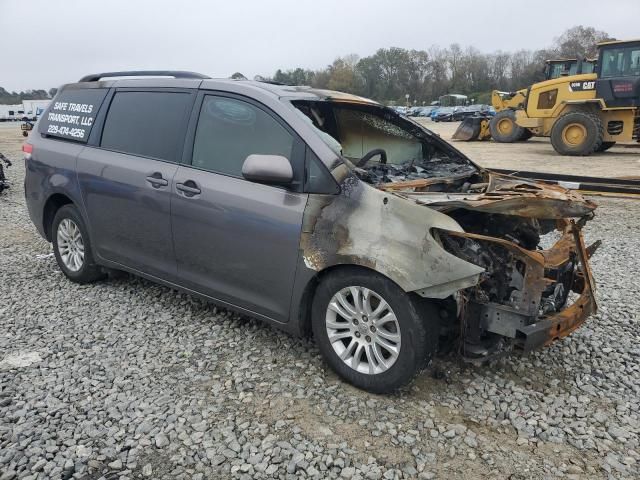 2012 Toyota Sienna XLE