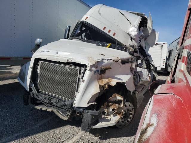 2022 Freightliner Cascadia 126