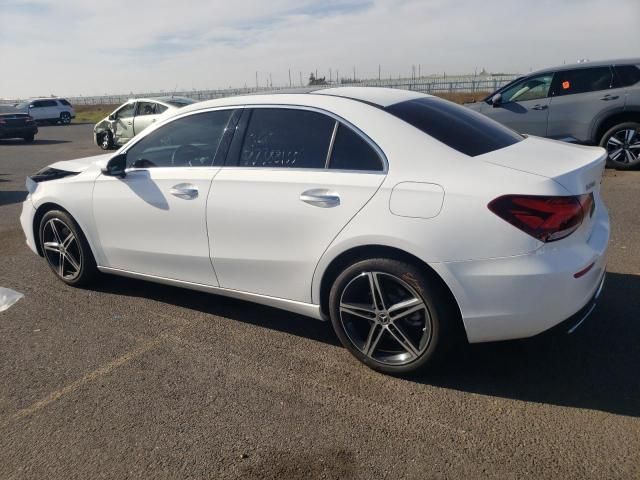 2021 Mercedes-Benz A 220