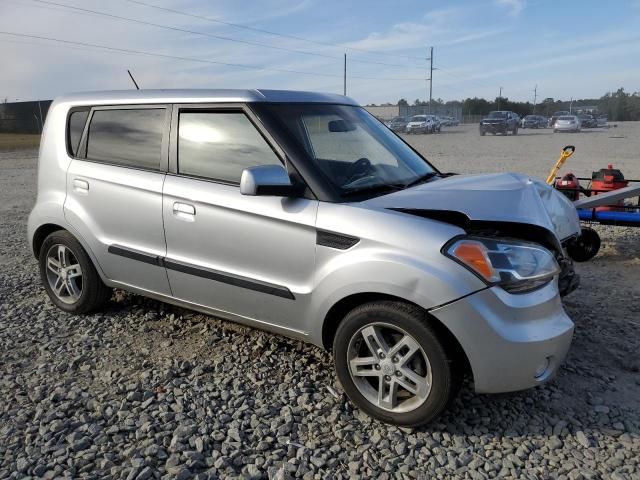 2010 KIA Soul +