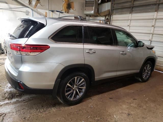 2019 Toyota Highlander SE