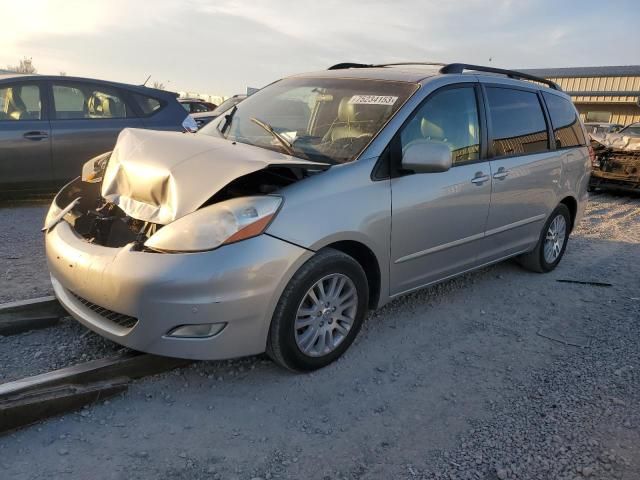 2009 Toyota Sienna XLE