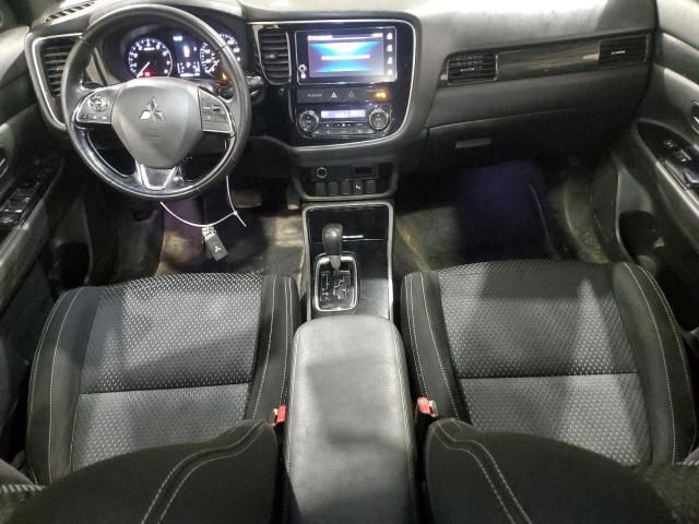 2018 Mitsubishi Outlander SE