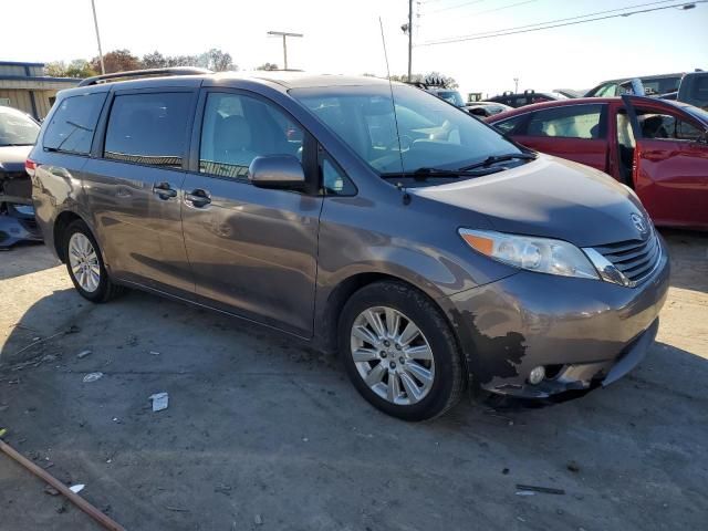 2011 Toyota Sienna XLE