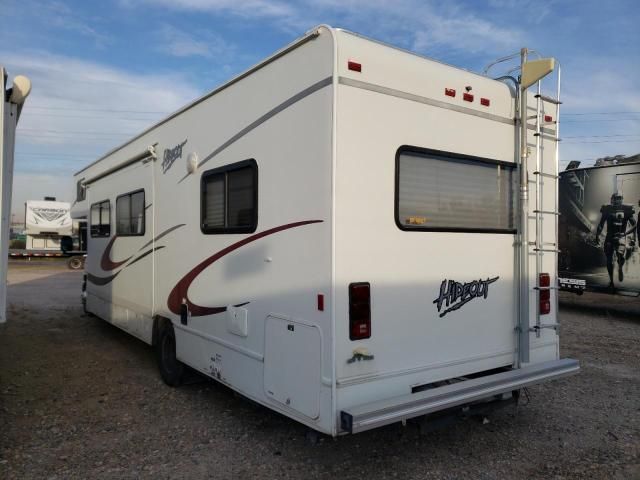 2004 Ford Econoline E450 Super Duty Cutaway Van