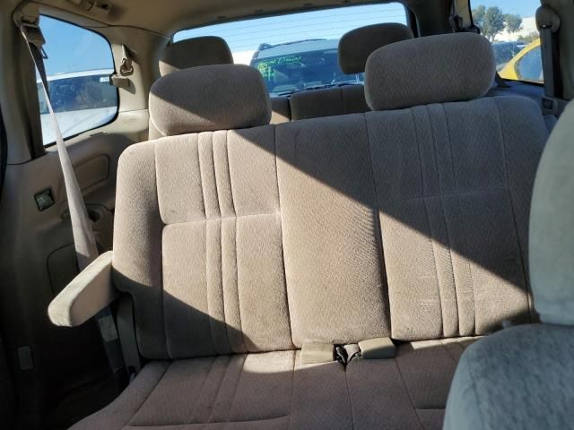 2001 Toyota Sienna CE