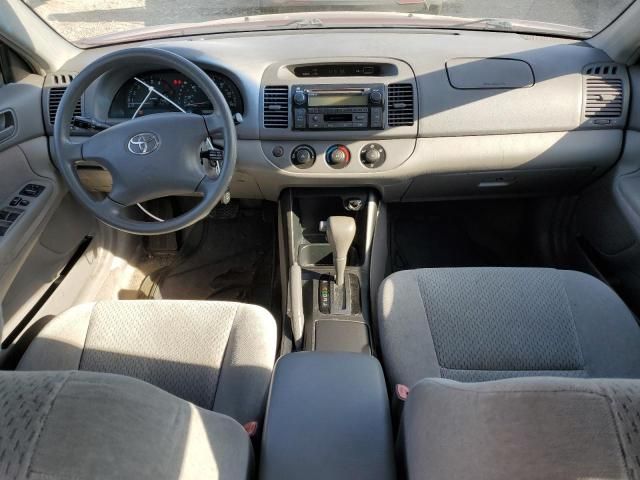 2004 Toyota Camry LE