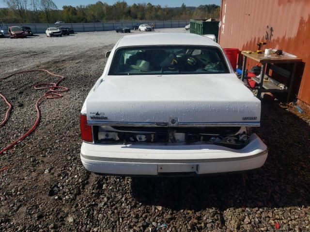 1996 Lincoln Town Car Signature