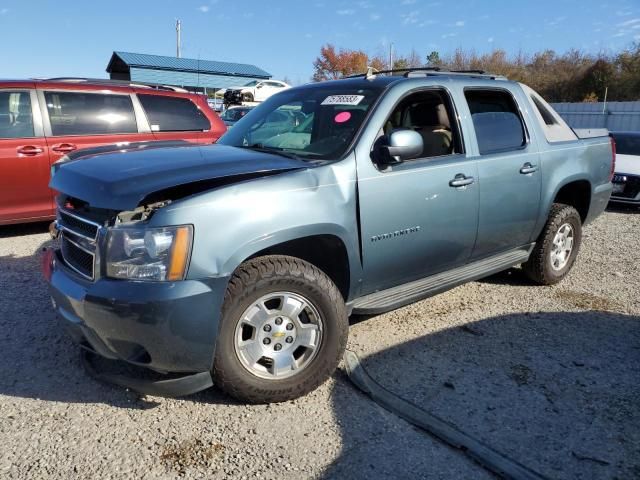 2012 Chevrolet Avalanche LS