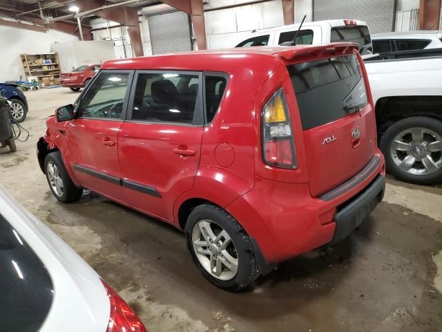 2011 KIA Soul +