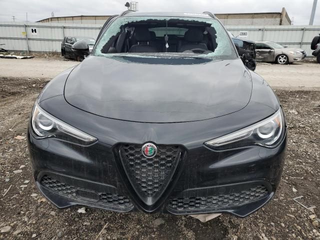 2023 Alfa Romeo Stelvio TI