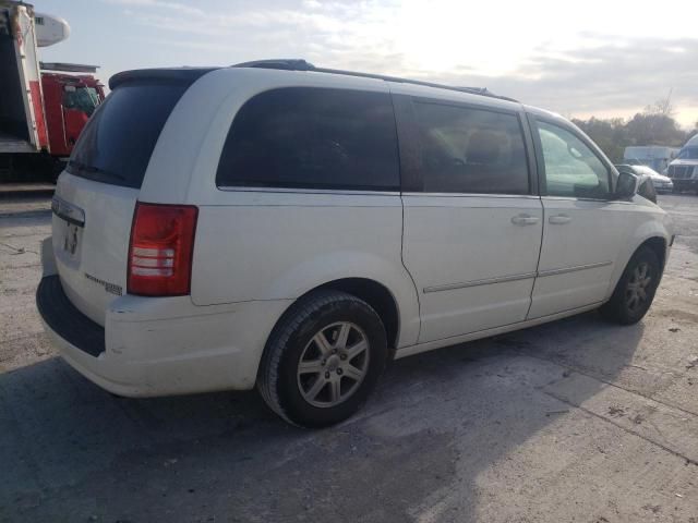 2010 Chrysler Town & Country Touring